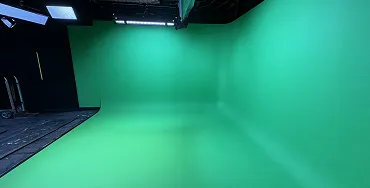 Green Screen Cyclorama Wall Installation - London